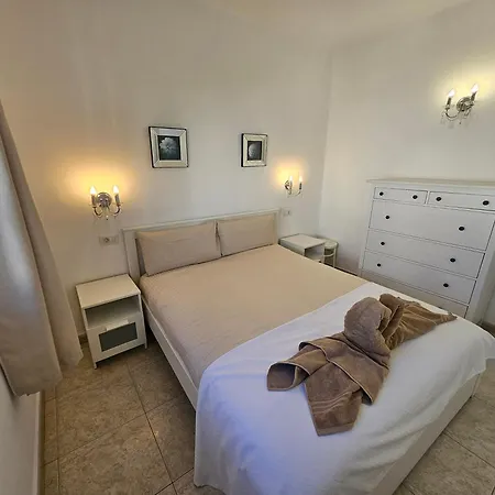 Casa Sanwasy Playa Bastian * Costa Teguise